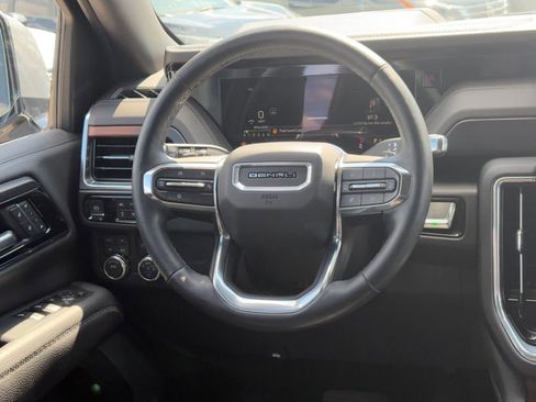 Used 2025 GMC Yukon Denali AWD/4WD image 24