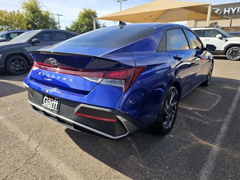 Certified 2025 Hyundai Elantra Sport image 2
