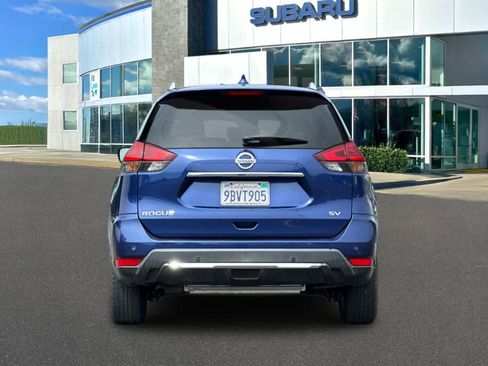 Used 2020 Nissan Rogue SV FWD image 7