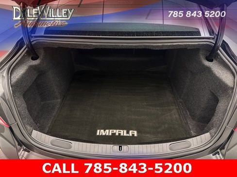 Used 2016 Chevrolet Impala LT w/ Convenience Package image 20