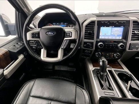 Used 2018 Ford F150 Lariat w/ Equipment Group 502A Luxury AWD/4WD image 3