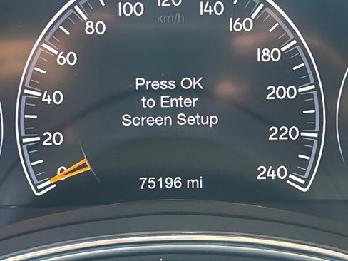 Used 2021 Jeep Grand Cherokee Laredo RWD image 21