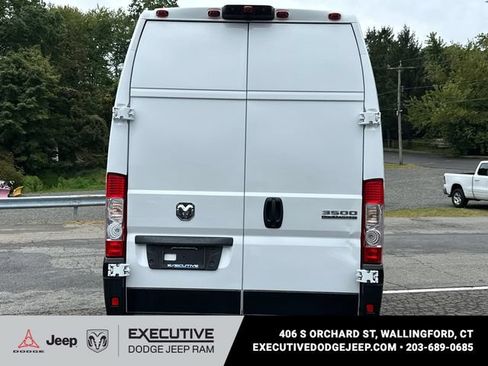 Used 2024 RAM ProMaster 3500 FWD image 3