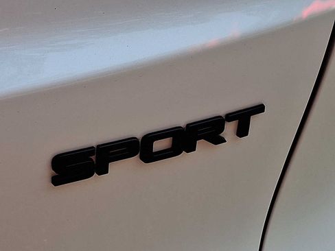Used 2023 Honda CR-V Sport image 32