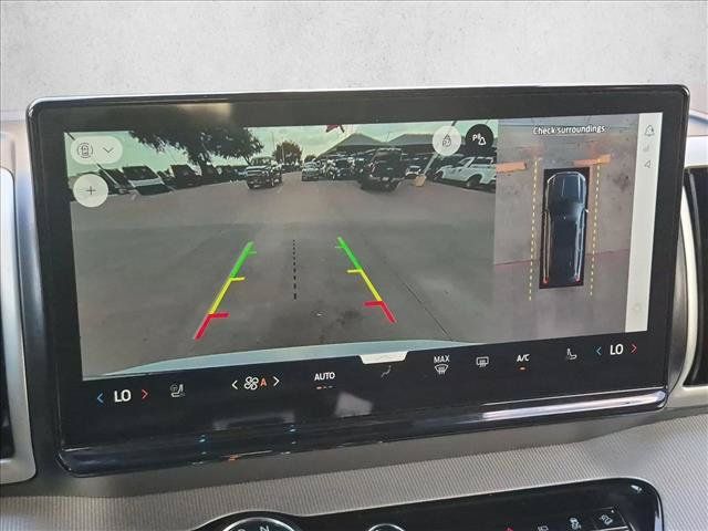 Used 2025 Ford Expedition Max Active AWD/4WD image 11