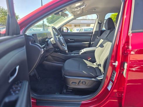Certified 2025 Hyundai Tucson SEL image 14