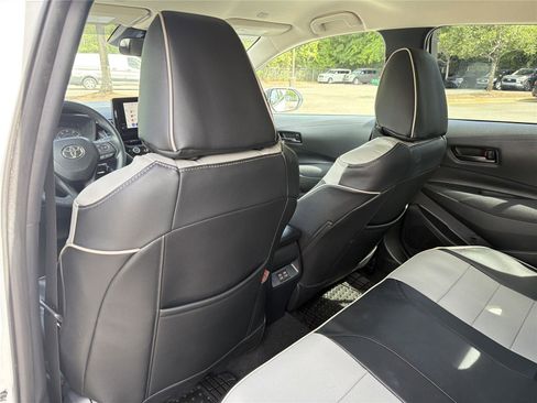 Used 2023 Toyota Corolla LE w/ Carpet Mat Package (TMS) FWD image 23