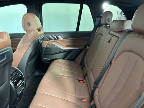 Used 2022 BMW X5 xDrive45e w/ M Sport Package AWD/4WD image 23