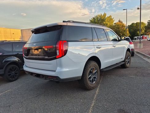 Used 2026 Ford Expedition Tremor AWD/4WD image 5