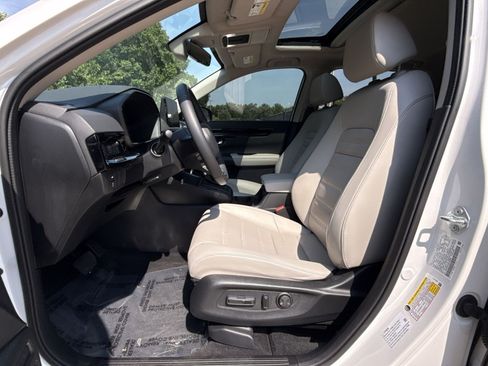 Used 2024 Honda CR-V EX-L image 15