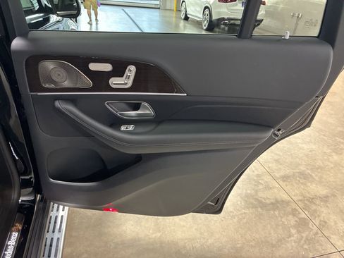 New 2026 Mercedes-Benz GLS 450 4MATIC image 20