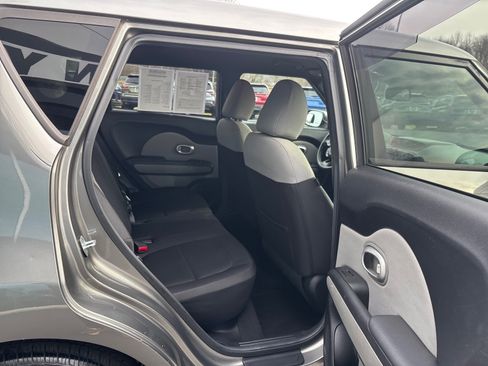 Used 2014 Kia Soul image 41