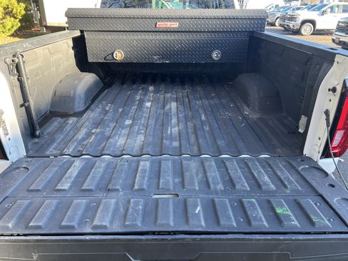 Used 2023 GMC Sierra 2500 Denali w/ Denali Ultimate Package image 11