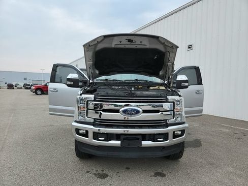 Used 2018 Ford F250 Lariat w/ Chrome Package AWD/4WD image 13