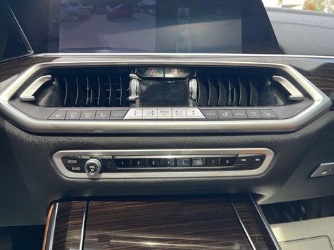Used 2019 BMW X5 xDrive40i w/ Convenience Package AWD/4WD image 16