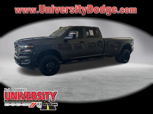 Used 2025 RAM 3500 Tradesman AWD/4WD image 1