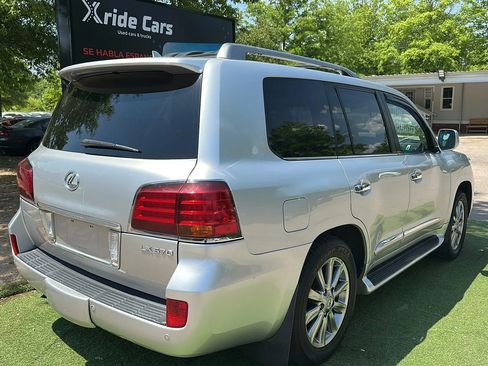 Used 2011 Lexus LX 570 4WD w/ Luxury Pkg image 7