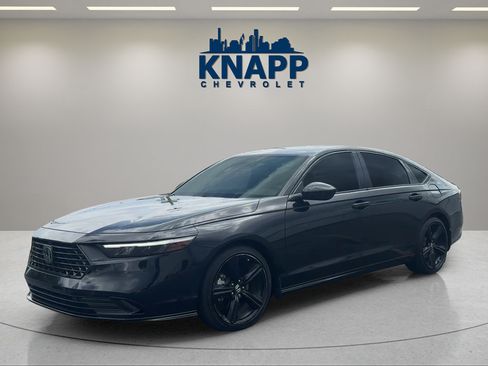 Used 2024 Honda Accord Sport image 1