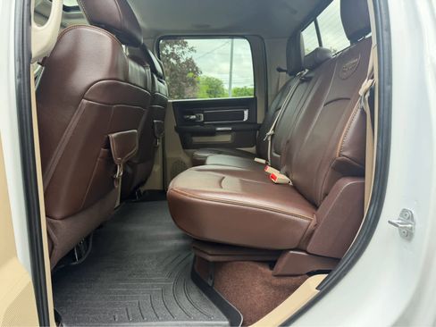 Used 2017 RAM 3500 Laramie Longhorn AWD/4WD image 17