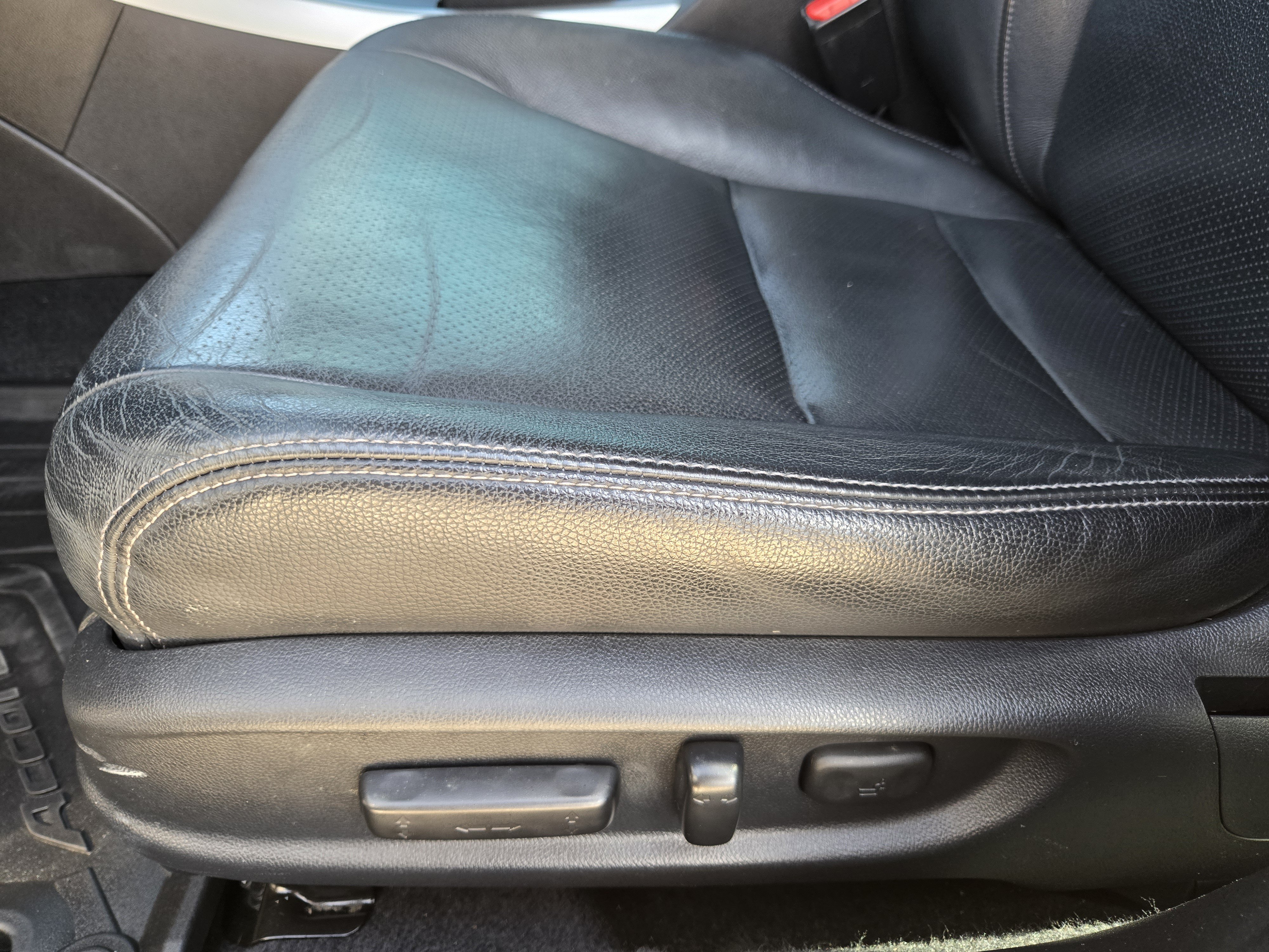 Used 2015 Honda Accord EX-L image 25