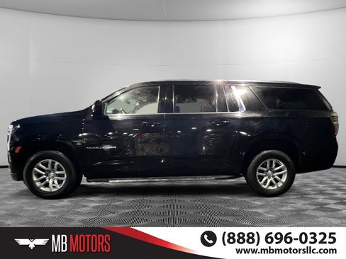 Used 2023 Chevrolet Suburban LT AWD/4WD image 9