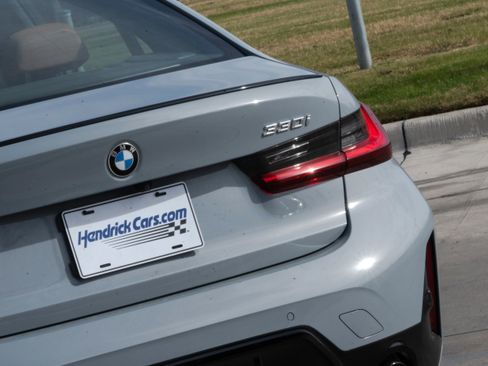 Certified 2024 BMW 330i Sedan w/ M Sport Package image 8