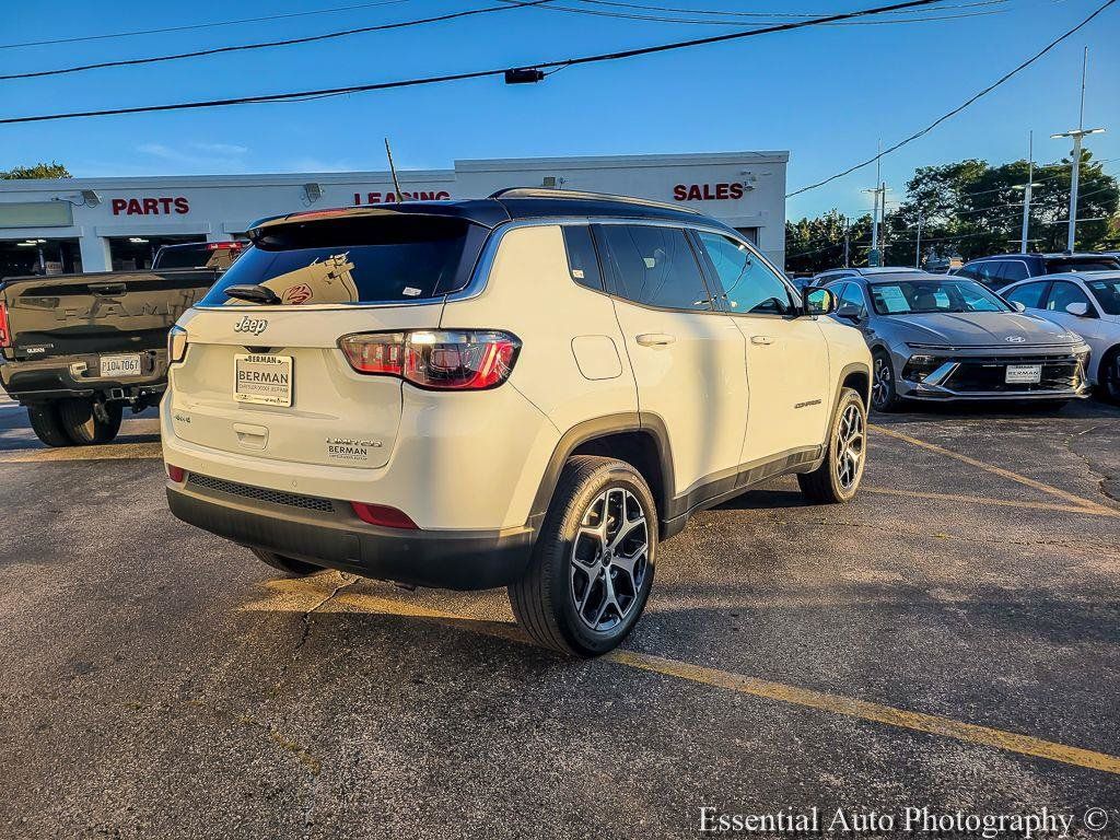 Certified 2025 Jeep Compass Limited AWD/4WD image 11