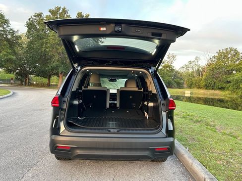 Used 2025 Toyota Grand Highlander FWD image 10