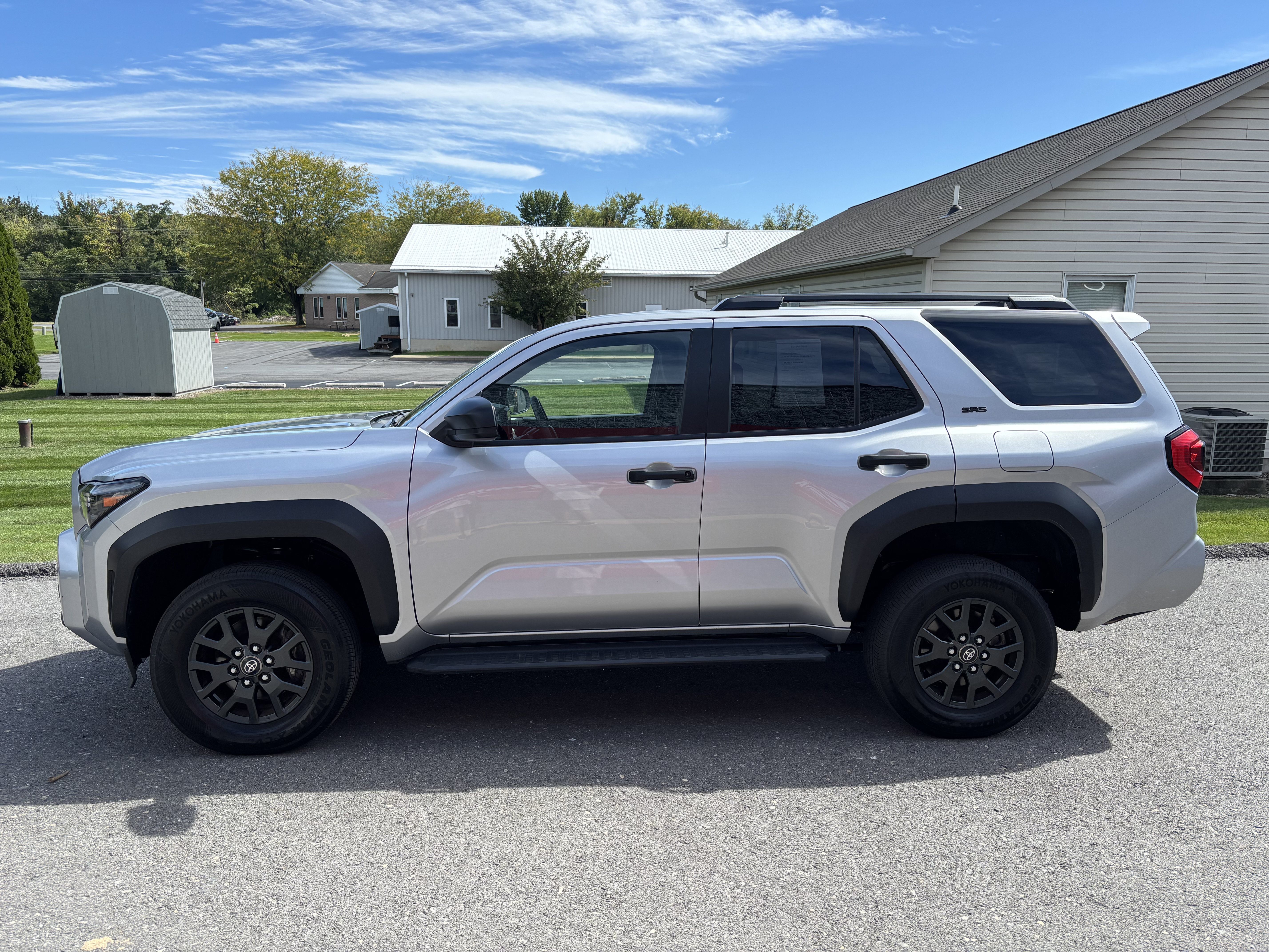 Used 2025 Toyota 4Runner SR5 AWD/4WD image 7