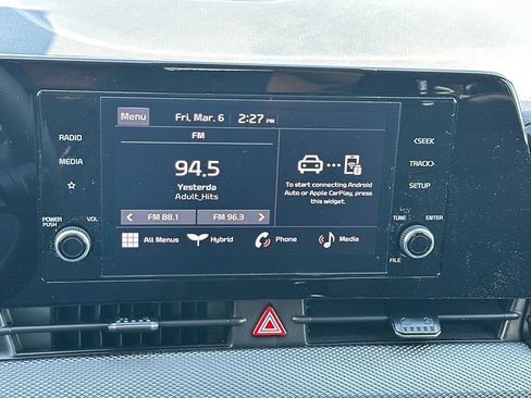 Certified 2025 Kia Sportage LX image 19