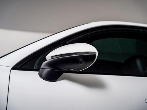 Certified 2025 Porsche Cayenne Coupe AWD/4WD image 29