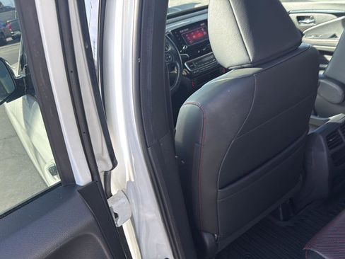 Used 2022 Honda Ridgeline Black Edition image 21