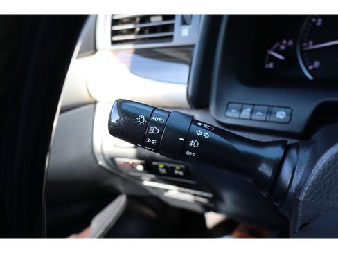 Used 2013 Lexus LS 460 AWD image 36