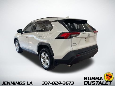 Used 2021 Toyota RAV4 XLE image 7