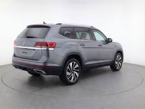 Used 2024 Volkswagen Atlas SE AWD/4WD image 9