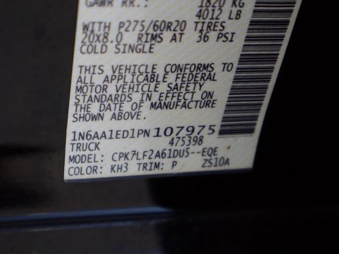 Used 2023 Nissan Titan Platinum Reserve w/ Moonroof Package image 34