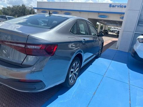Used 2025 Volkswagen Jetta S FWD image 18