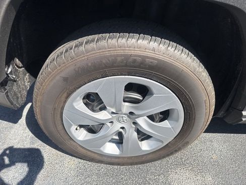 Used 2025 Toyota RAV4 LE image 12