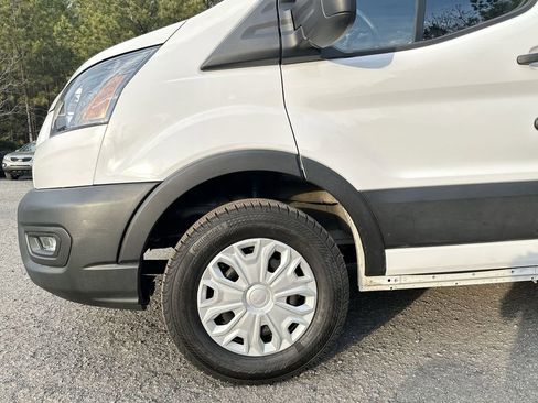 Used 2024 Ford Transit 250 Low Roof w/ Exterior Upgrade Package image 17