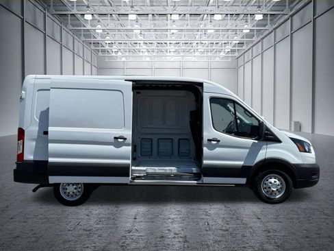 Used 2023 Ford Transit 250 Medium Roof AWD image 6