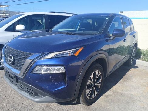 Used 2023 Nissan Rogue SV FWD image 1