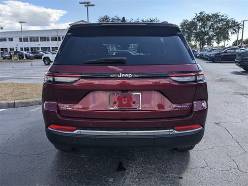 Certified 2023 Jeep Grand Cherokee Limited image 5