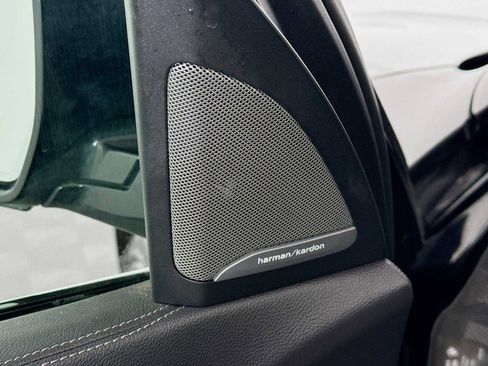 Used 2021 BMW X5 M50i w/ Executive Package image 19