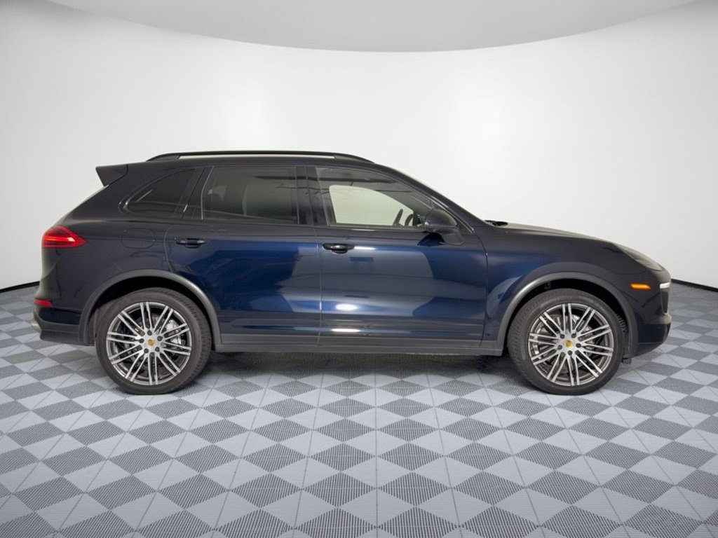Used 2017 Porsche Cayenne S AWD/4WD image 8
