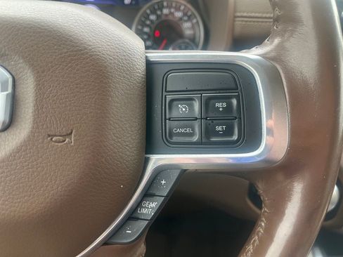 Used 2022 RAM 2500 Laramie w/ Body Color Bumper Group AWD/4WD image 31