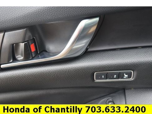 Certified 2022 Honda Accord Touring image 23