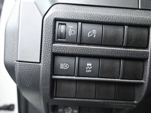 Used 2024 Toyota Tacoma TRD Off-Road AWD/4WD image 8