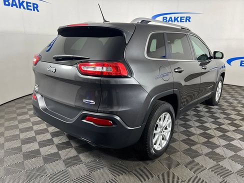 Used 2014 Jeep Cherokee Latitude w/ Cold Weather Group AWD/4WD image 6