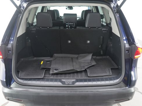 Used 2025 Toyota Grand Highlander AWD image 17