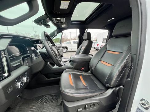 Used 2024 GMC Sierra 2500 AT4 w/ AT4 Premium Plus Package image 8